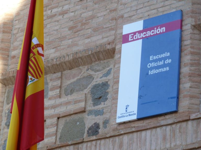 ¿Quieres apuntarte a la Escuela de Idiomas en C-LM? Estas son las fechas y procesos clave