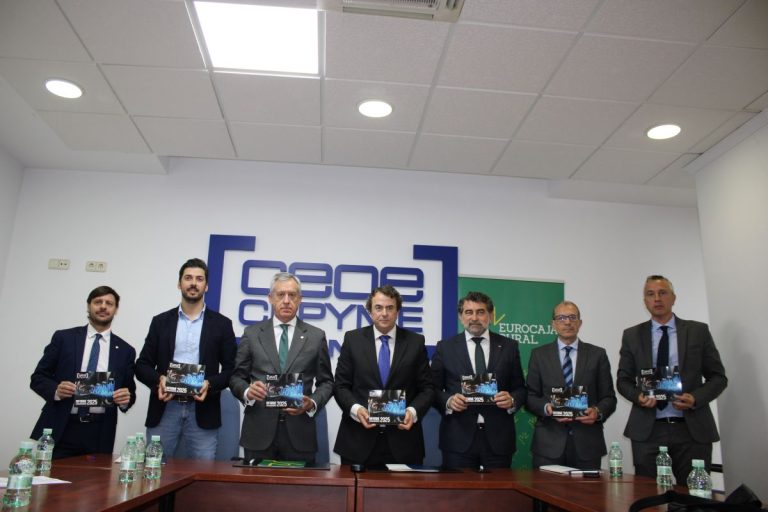 Eurocaja Rural y Diputación Provincial de Cuenca refuerzan su compromiso con el tejido empresarial apoyando el ‘Informe Socioeconómico 2025’ de CEOE CEPYME Cuenca
