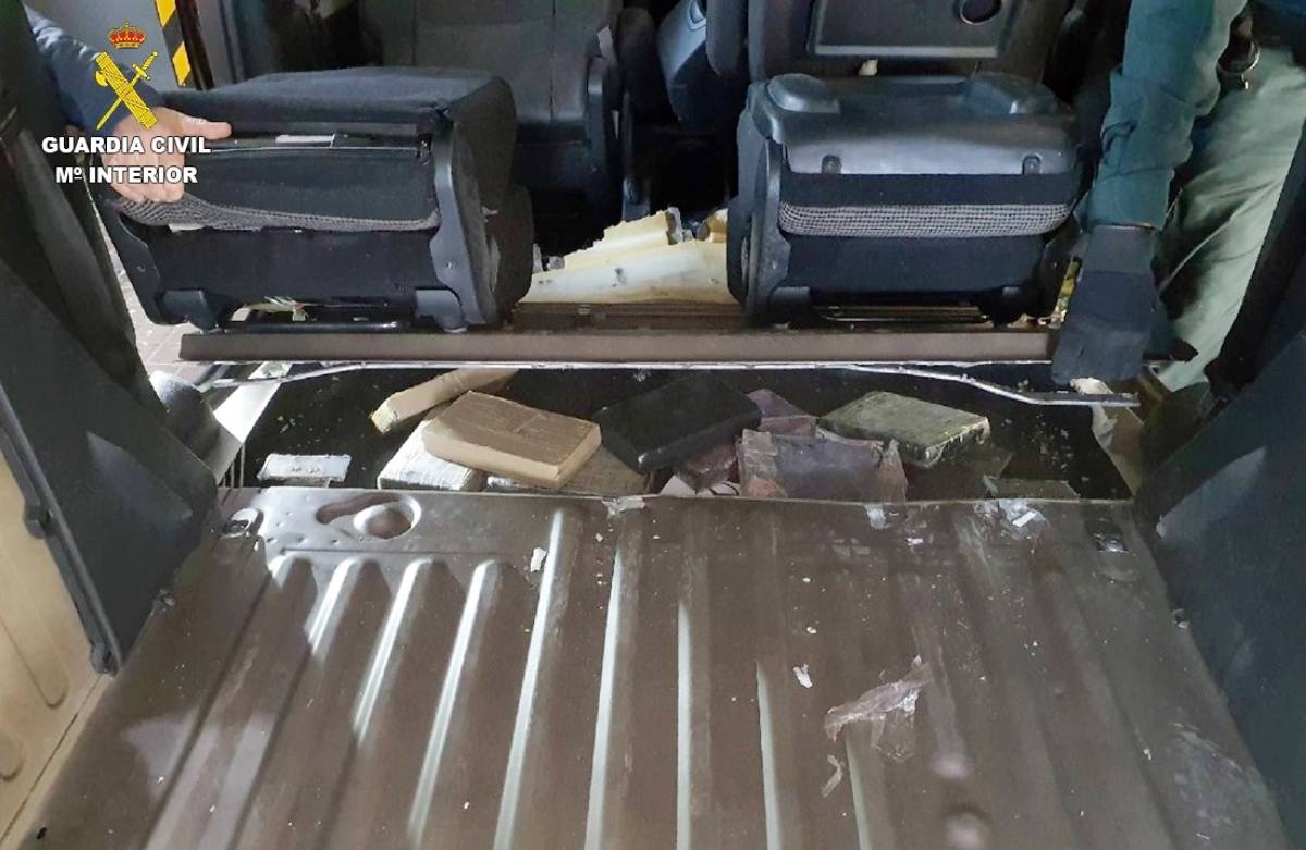 Interceptados casi 46 kilos de cocaína en un control de la A-4 a su paso por Manzanares