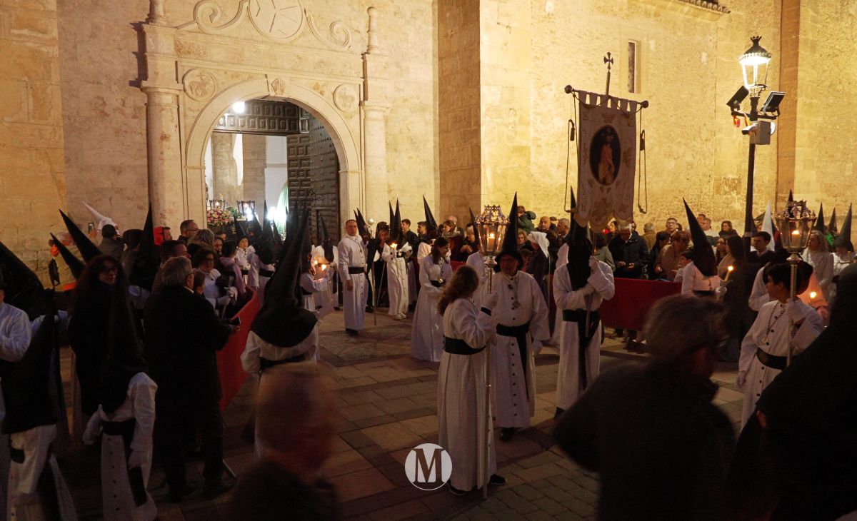 La procesión del Jueves Santo recorre Argamasilla de Alba con gran participación