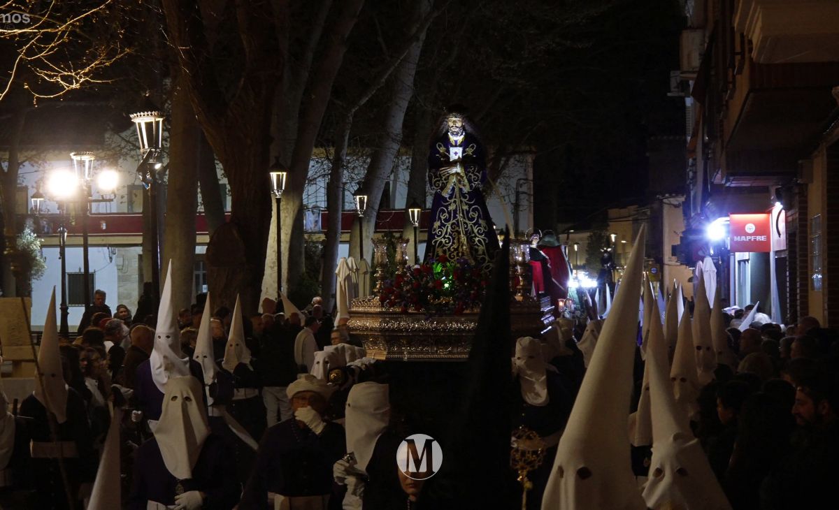 La procesión del Jueves Santo recorre Argamasilla de Alba con gran participación