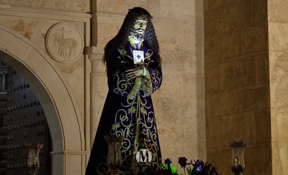 La procesión del Jueves Santo recorre Argamasilla de Alba con gran participación