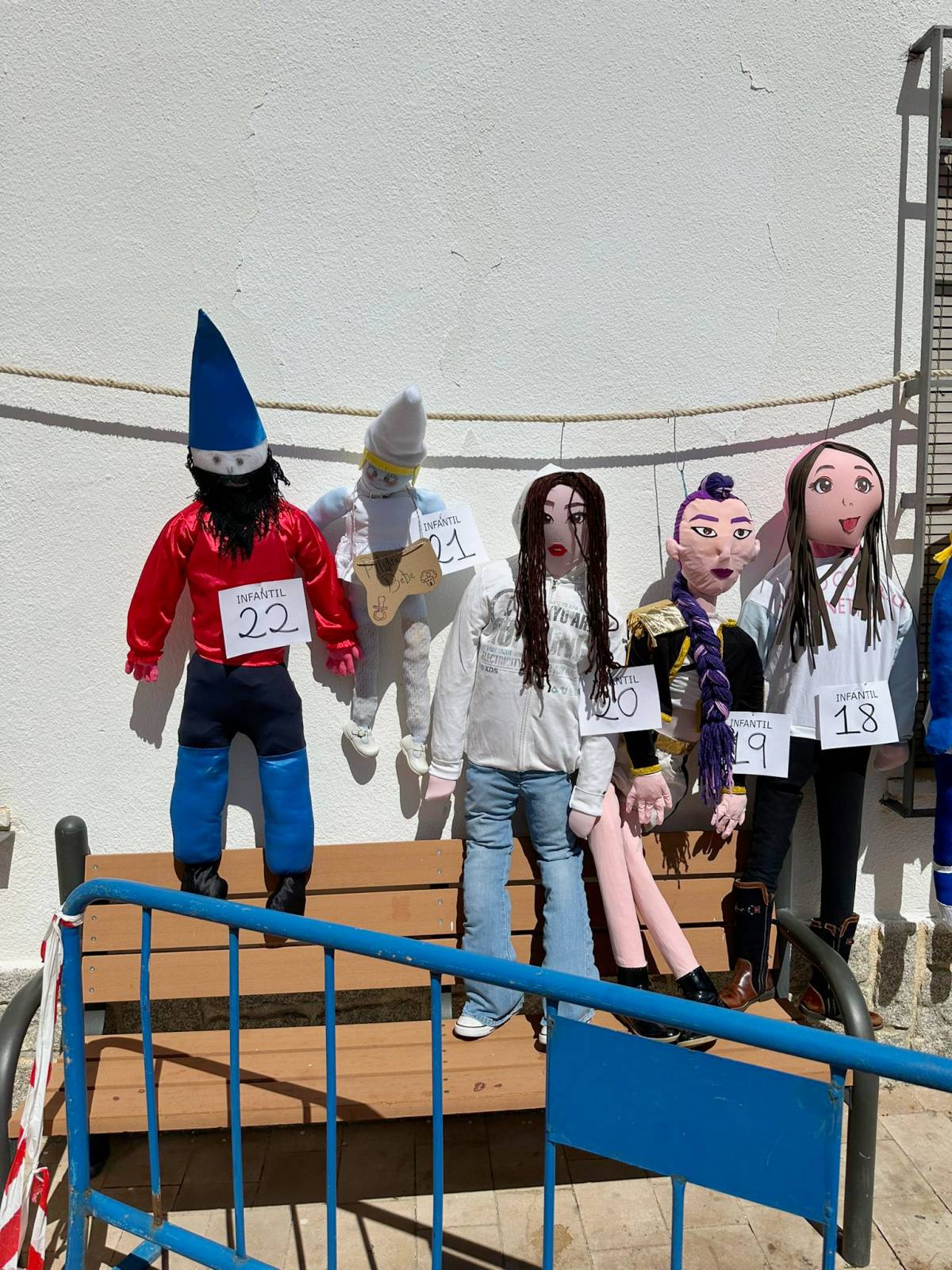 Villarrubia de Santiago revive el espíritu de los peleles