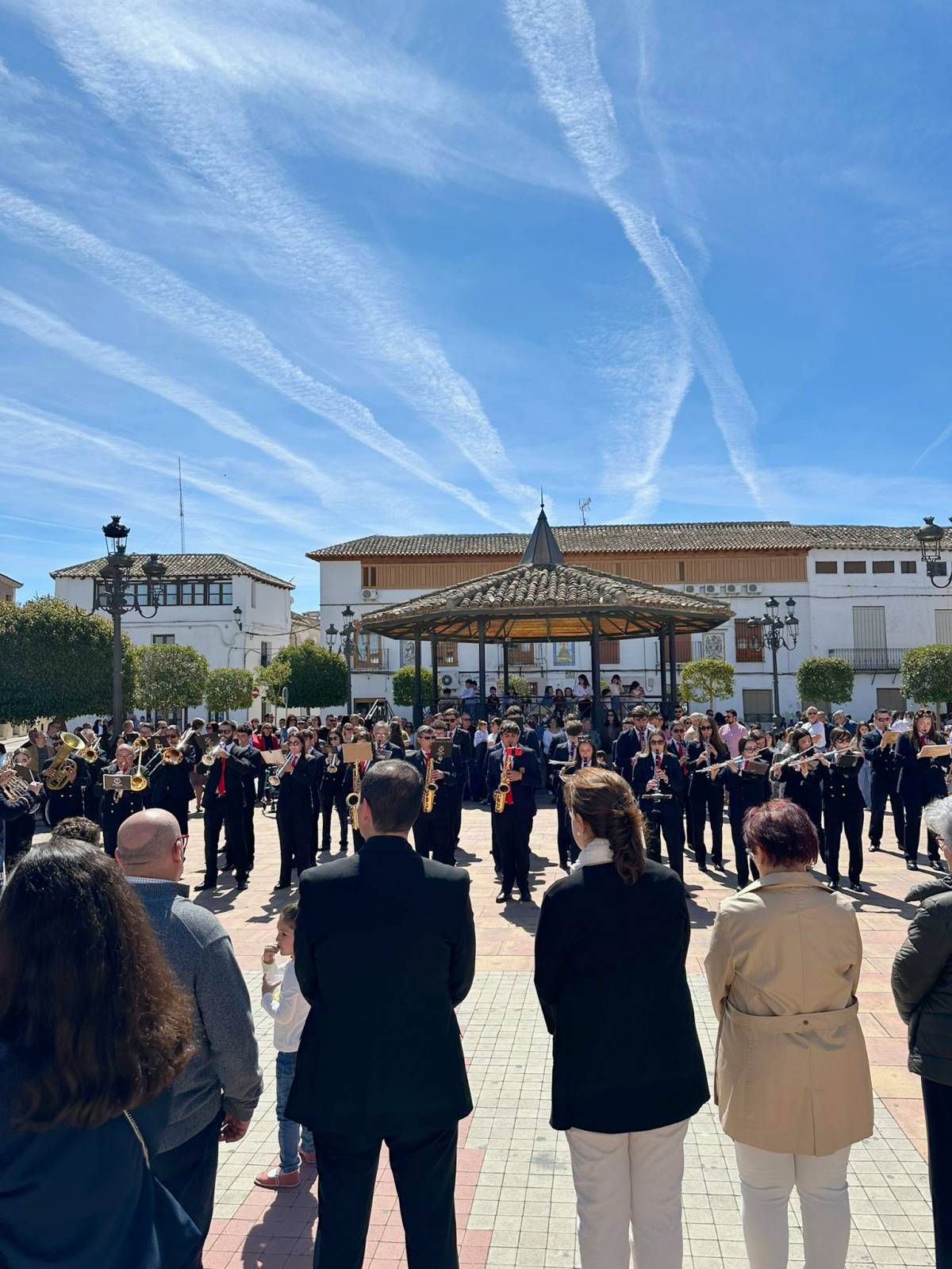 Villarrubia de Santiago revive el espíritu de los peleles