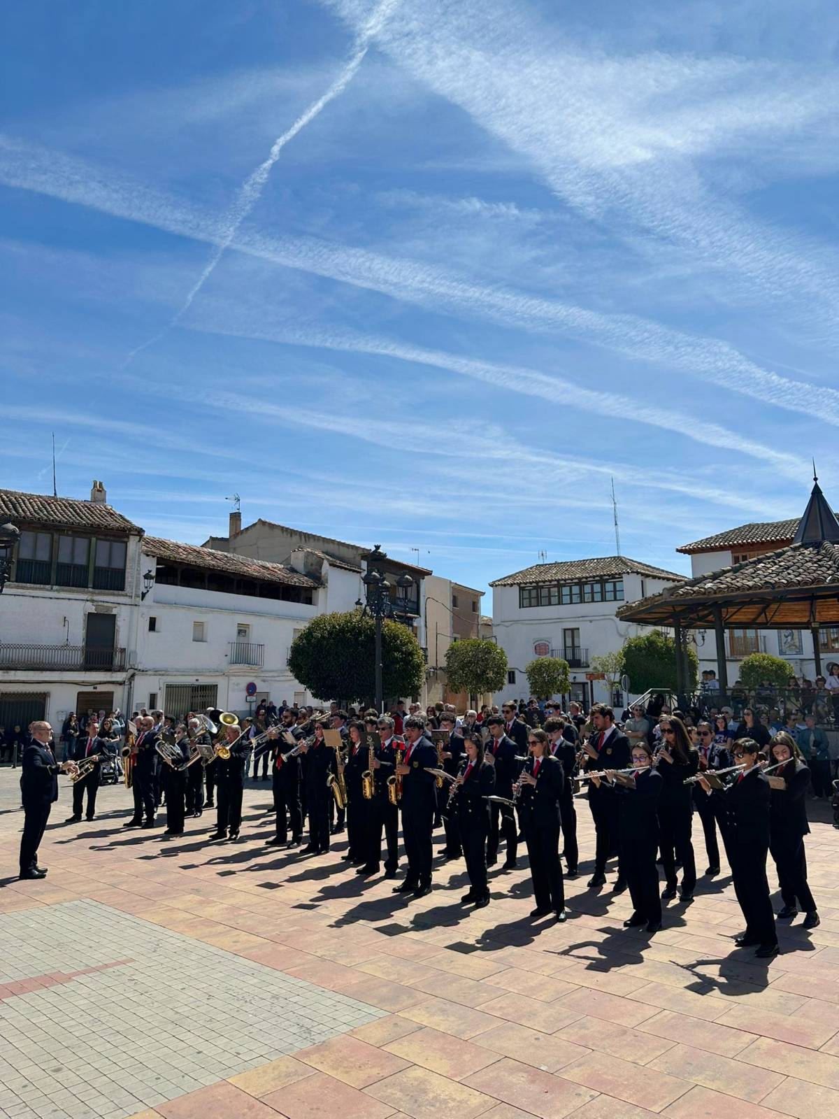 Villarrubia de Santiago revive el espíritu de los peleles
