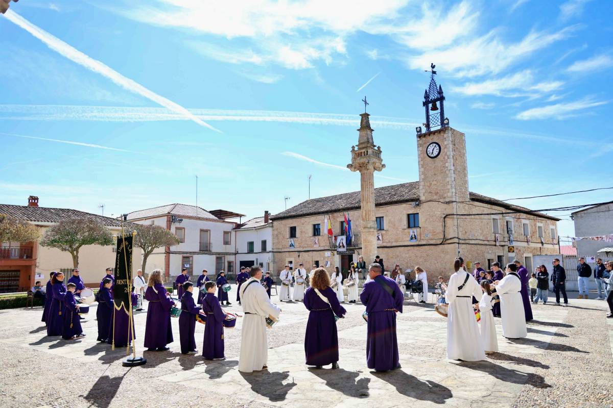 De las tamboradas infinitas a las procesiones en silencio, Castilla-La Mancha despliega su fe