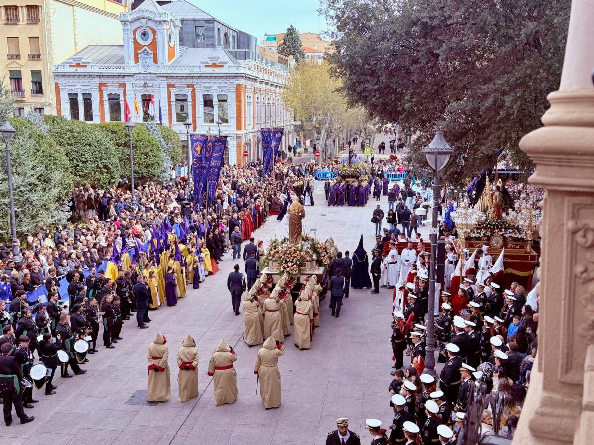 De las tamboradas infinitas a las procesiones en silencio, Castilla-La Mancha despliega su fe