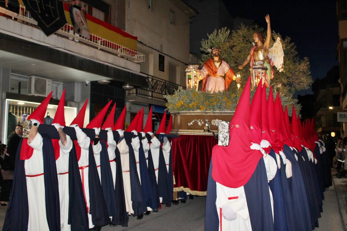 De las tamboradas infinitas a las procesiones en silencio, Castilla-La Mancha despliega su fe