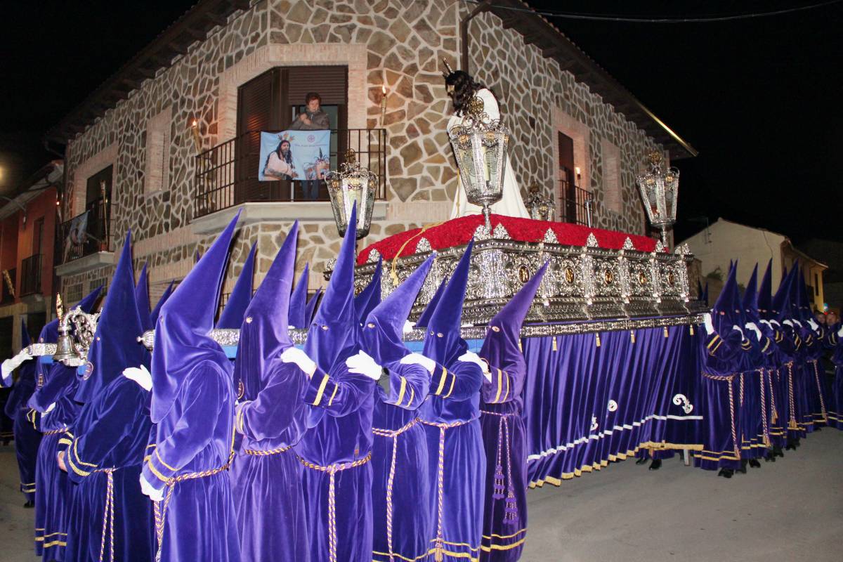 De las tamboradas infinitas a las procesiones en silencio, Castilla-La Mancha despliega su fe