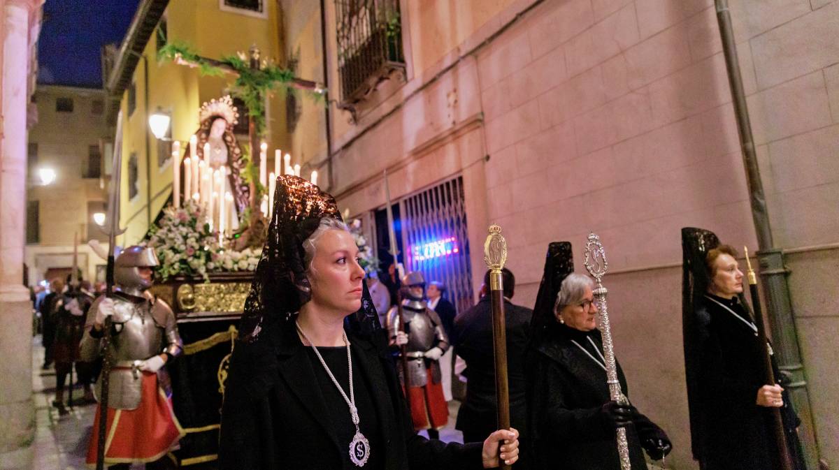 De las tamboradas infinitas a las procesiones en silencio, Castilla-La Mancha despliega su fe