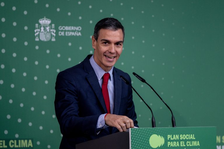 Pedro Sánchez felicita a Castilla-La Mancha: “Un pueblo noble, trabajador y hospitalario”