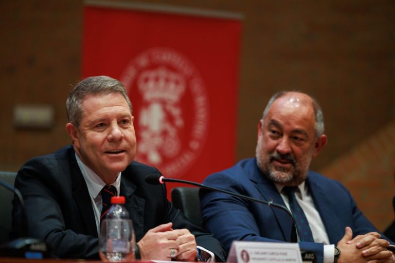 Más formación e investigación en el nuevo contrato-programa de la UCLM