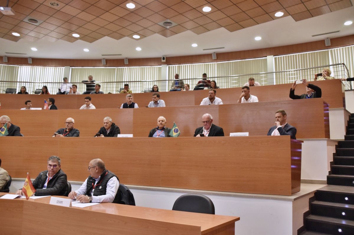 Reivindican desde Tomelloso el valor del cooperativismo ante la caída del consumo y los precios