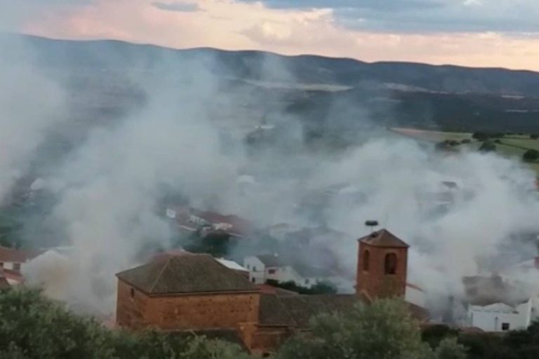 Las Luminarias de Fontanarejo: una tradición de fuego, romero y memoria