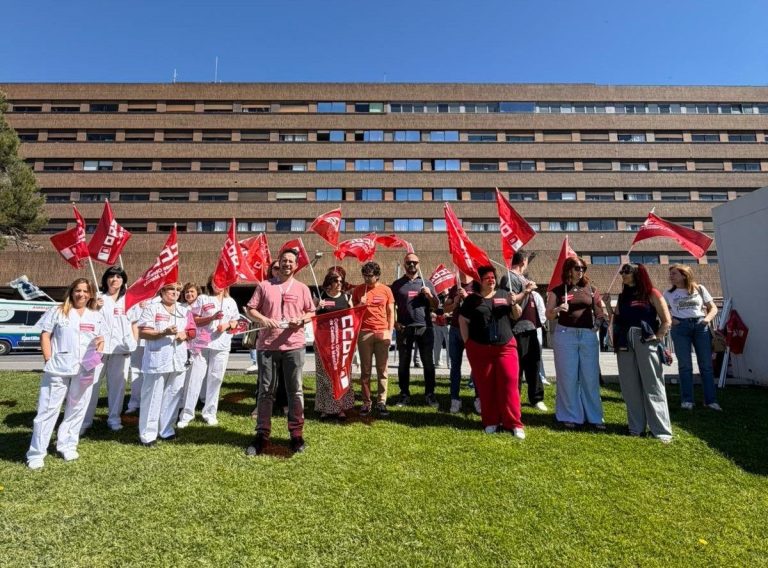 Personal técnico sanitario de Castilla-La Mancha se moviliza por la reclasificación profesional