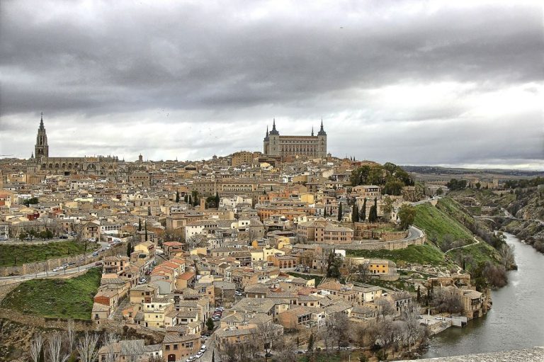 La Junta exigirá al Gobierno central que el AVE sí pase por Toledo