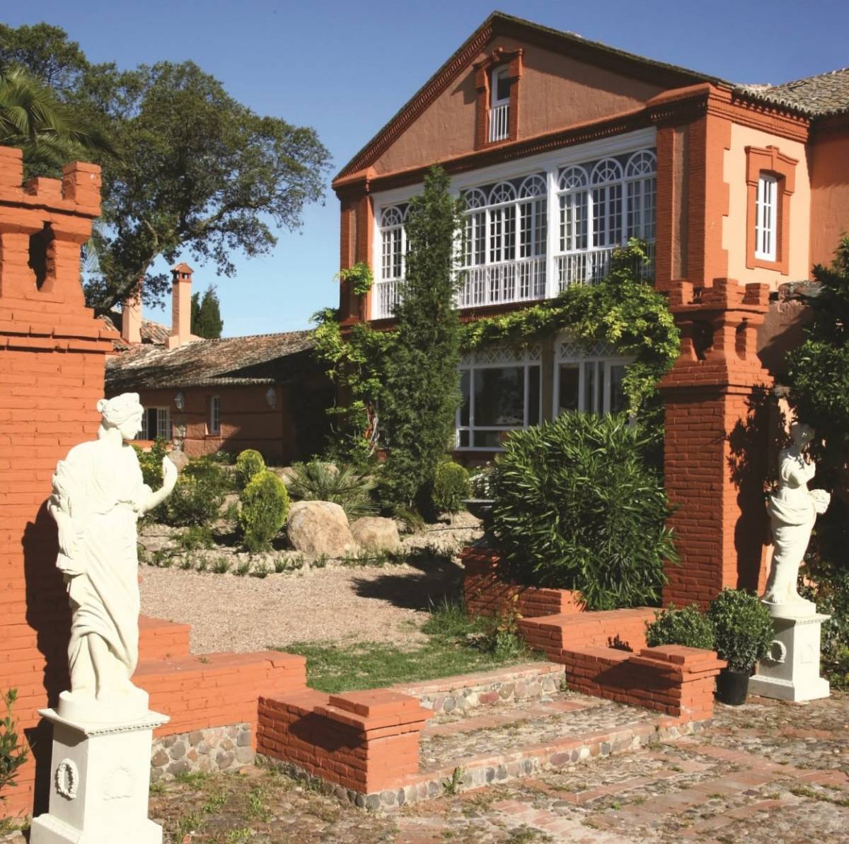 Un safari, un lago y la cocina de David Muñoz: la experiencia que esconde este hotel de cinco estrellas de Toledo