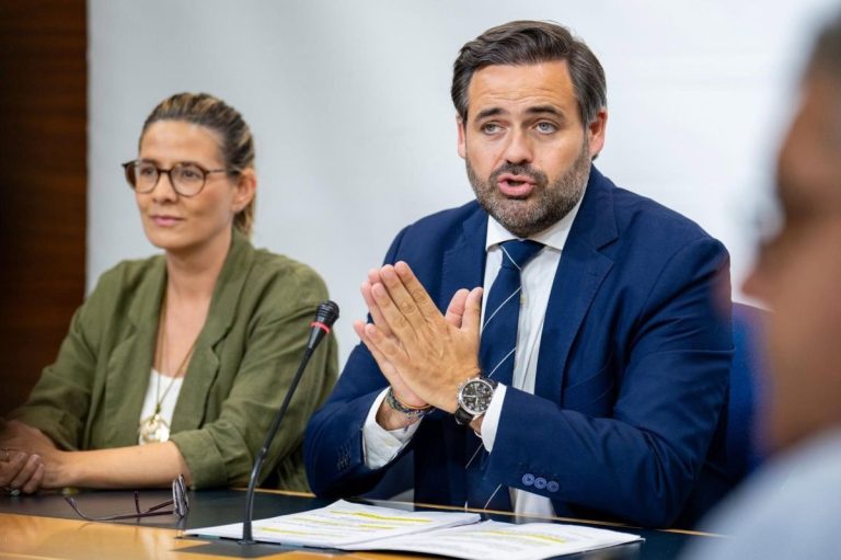 Núñez recrimina a Page llevar 11 años repitiendo anuncios que no han llegado: «Los problemas de 2015 siguen estando ahí»