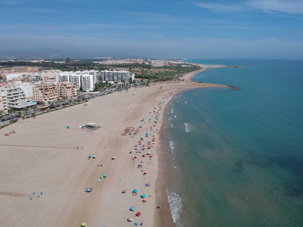 Estas son las playas más cercanas a cada provincia de Castilla-La Mancha para escapar del calor este verano