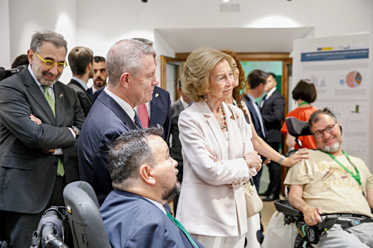 La Reina Sofía inaugura en La Roda el III Congreso Internacional de ELA